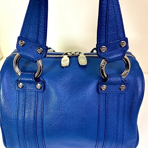 MCM Breathtakingly Beautiful Blue Pebbled Leather Boston Bag - Picture 7 of 14
